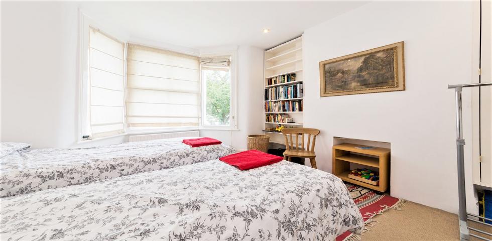 Suitable For Sharers Netherall Gardens, Hampstead